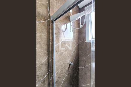 Banheiro da Suíte de casa de condomínio para alugar com 3 quartos, 118m² em Medeiros, Jundiaí