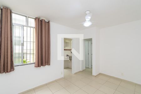 Sala de apartamento à venda com 1 quarto, 38m² em Parada de Lucas, Rio de Janeiro