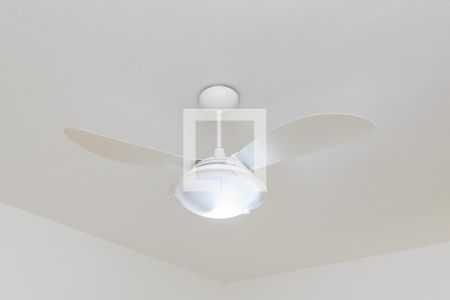 Sala de apartamento à venda com 1 quarto, 38m² em Parada de Lucas, Rio de Janeiro