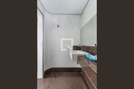 Lavabo de apartamento à venda com 3 quartos, 180m² em Monsenhor Messias, Belo Horizonte