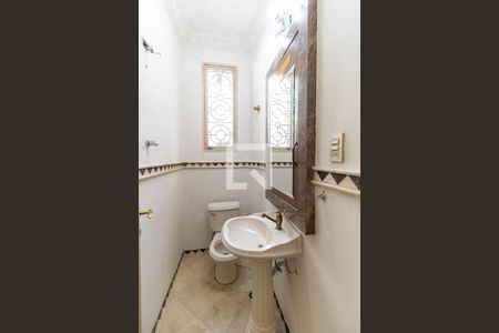 Lavabo de casa à venda com 4 quartos, 340m² em Liberdade, São Paulo
