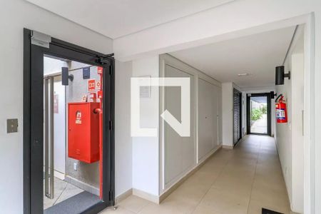 Corredor de kitnet/studio à venda com 1 quarto, 60m² em Brooklin Novo, São Paulo