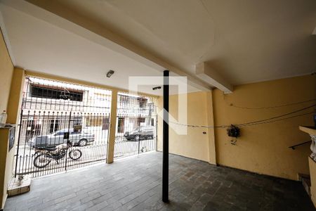 Garagem de casa à venda com 4 quartos, 132m² em Jardim Adutora, São Paulo