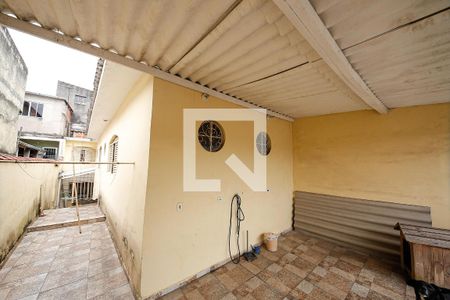 Varanda de casa à venda com 4 quartos, 132m² em Jardim Adutora, São Paulo