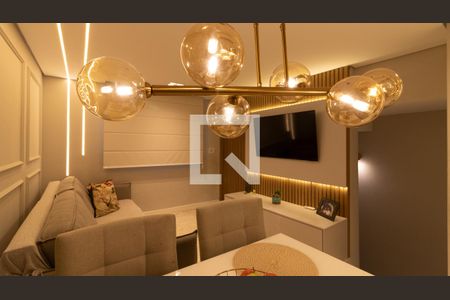 Sala de casa de condomínio à venda com 2 quartos, 82m² em Vila Paranagua, São Paulo