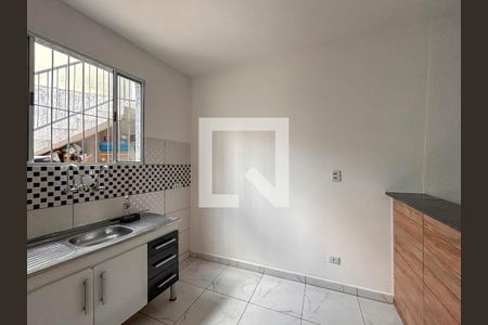 Cozinha de casa para alugar com 1 quarto, 55m² em Vila Zat, São Paulo