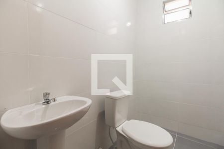 Banheiro  de casa para alugar com 1 quarto, 60m² em Penha de França, São Paulo