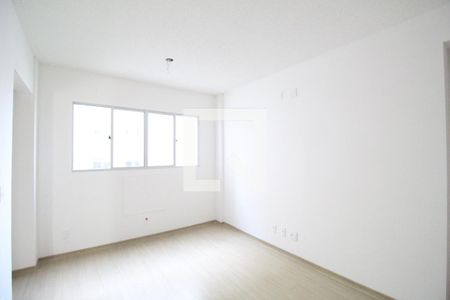 Sala de apartamento para alugar com 2 quartos, 47m² em Taquara, Rio de Janeiro