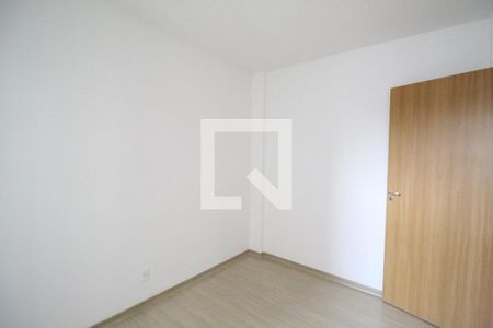 Quarto 1 de apartamento para alugar com 2 quartos, 47m² em Taquara, Rio de Janeiro