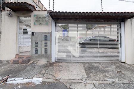 Fachada de casa de condomínio à venda com 2 quartos, 70m² em Vila Carmosina, São Paulo