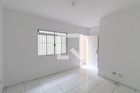 Casa de Condomínio à venda com 2 quartos, 70m² em Vila Carmosina, São Paulo