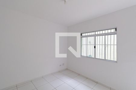 Sala de casa de condomínio à venda com 2 quartos, 70m² em Vila Carmosina, São Paulo