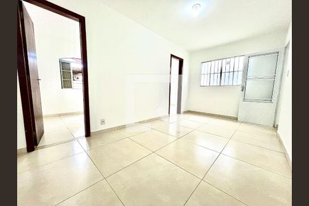 Casa para alugar com 2 quartos, 80m² em Lagoa, Belo Horizonte