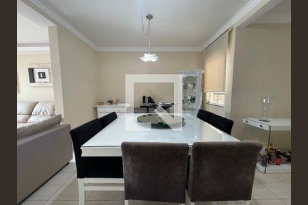 Sala de casa à venda com 4 quartos, 170m² em Jardim Bonfiglioli, São Paulo