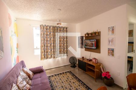 Sala de apartamento para alugar com 2 quartos, 43m² em Vargem Pequena, Rio de Janeiro