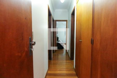 Corredor de apartamento à venda com 3 quartos, 100m² em Coracao de Jesus, Belo Horizonte