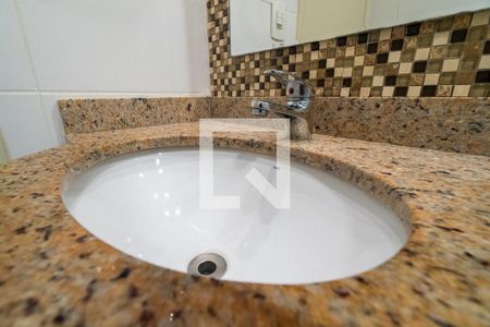Banheiro Social de apartamento à venda com 3 quartos, 92m² em Vila Campestre, São Paulo