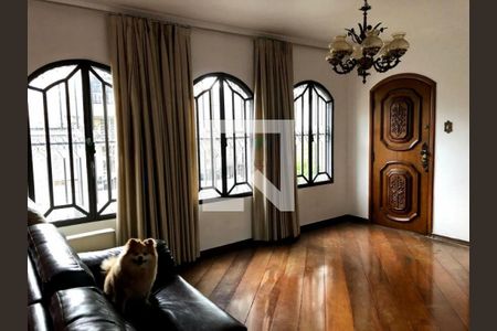 Casa à venda com 3 quartos, 241m² em Vila Canero, São Paulo