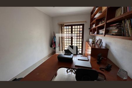 Escritório de casa à venda com 4 quartos, 224m² em Jardim Nova Europa, Campinas