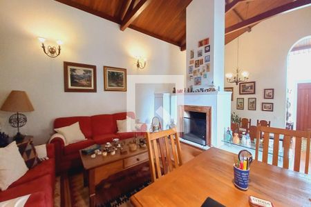 Sala de Estar de casa de condomínio à venda com 4 quartos, 363m² em Jardim das Palmeiras, Campinas