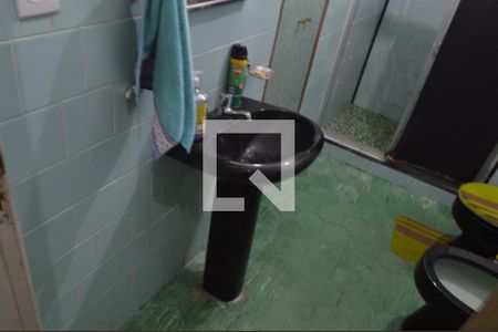 Banheiro de casa de condomínio para alugar com 2 quartos, 80m² em Freguesia (jacarepaguá), Rio de Janeiro
