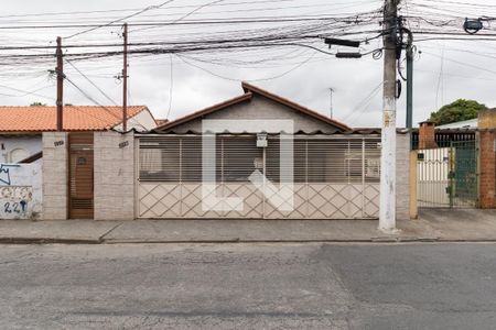 Fachada de casa à venda com 10 quartos, 380m² em Parada Xv de Novembro, São Paulo