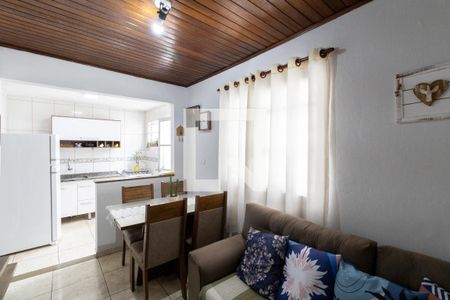 Edícula - Sala de casa à venda com 10 quartos, 380m² em Parada Xv de Novembro, São Paulo