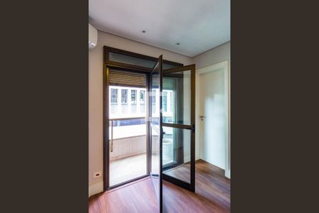 Suíte 1  de apartamento à venda com 3 quartos, 250m² em Jardim Fonte do Morumbi, São Paulo