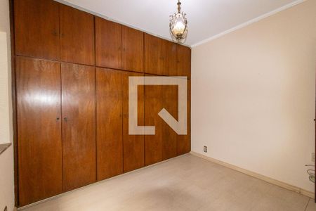 Quarto de casa à venda com 8 quartos, 270m² em Vila Angelino Rossi, Campinas