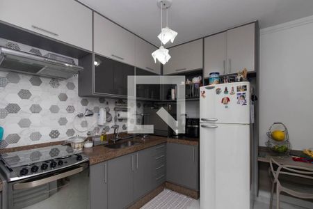 Cozinha de casa de condomínio à venda com 2 quartos, 100m² em Vila Guilherme, São Paulo
