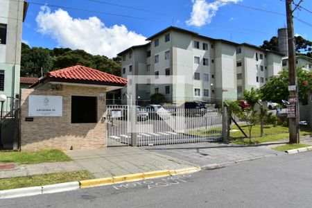 Fachada do condomínio de apartamento para alugar com 2 quartos, 42m² em Santa Cândida, Curitiba