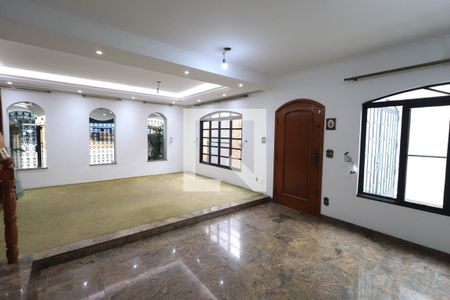 Sala de casa para alugar com 4 quartos, 315m² em Chácara Santo Antônio (zona Leste), São Paulo