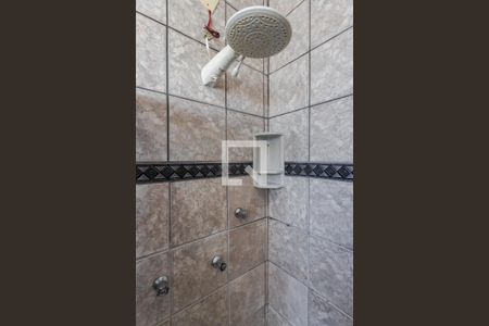 Banheiro de apartamento à venda com 3 quartos, 82m² em São Sebastião, Porto Alegre