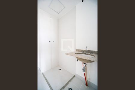 Banheiro de apartamento à venda com 1 quarto, 28m² em Vila Aricanduva, São Paulo