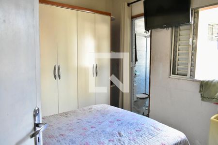 Suíte de casa à venda com 4 quartos, 140m² em Chácara Inglesa, São Paulo