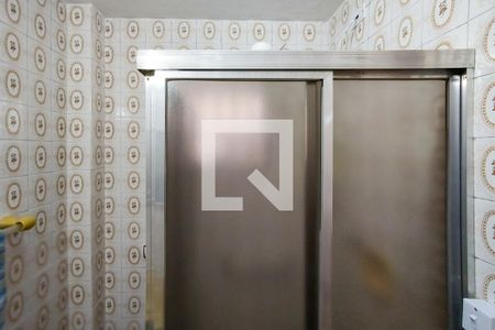 Banheiro de apartamento para alugar com 1 quarto, 55m² em Solemar, Praia Grande