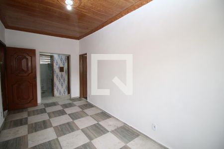 Sala de apartamento para alugar com 2 quartos, 50m² em Brás de Pina, Rio de Janeiro