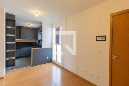 Sala de apartamento para alugar com 2 quartos, 44m² em Igara, Canoas