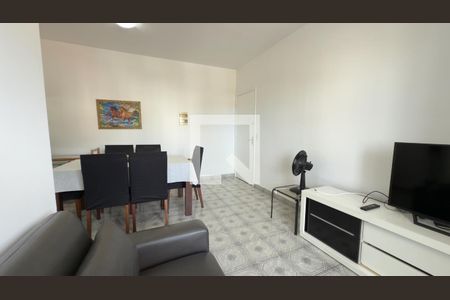 Sala de apartamento para alugar com 3 quartos, 90m² em Canto do Forte, Praia Grande