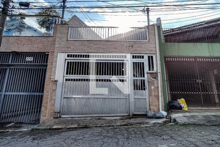 Fachada de casa à venda com 3 quartos, 130m² em Vila Moraes, São Paulo