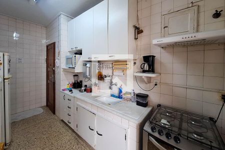 Cozinha de apartamento à venda com 3 quartos, 84m² em Santa Rosa, Niterói