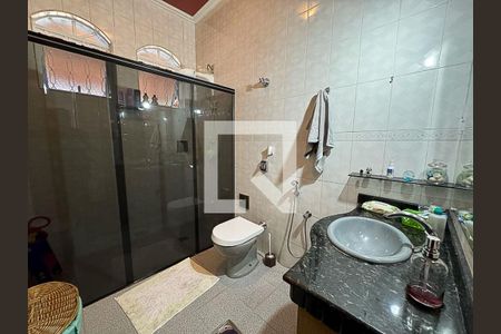 Banheiro de casa para alugar com 4 quartos, 242m² em Castelo, Belo Horizonte