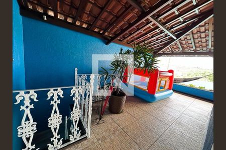 Área externa de casa para alugar com 4 quartos, 242m² em Castelo, Belo Horizonte