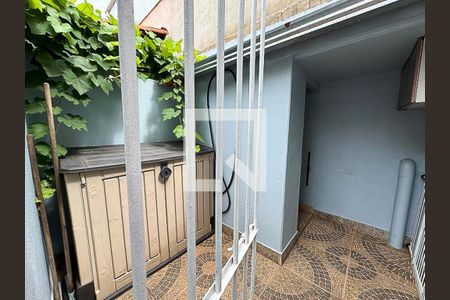 Área externa de casa para alugar com 4 quartos, 242m² em Castelo, Belo Horizonte