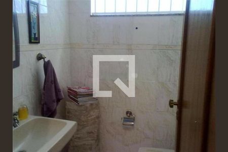 Casa à venda com 4 quartos, 225m² em Vila Santa Isabel, São Paulo