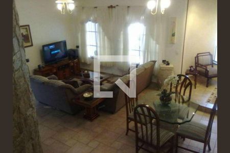 Casa à venda com 4 quartos, 225m² em Vila Santa Isabel, São Paulo