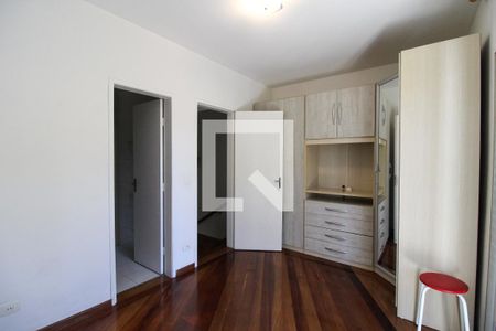 Quarto 1 de casa de condomínio para alugar com 2 quartos, 81m² em Jardim Ivana, São Paulo