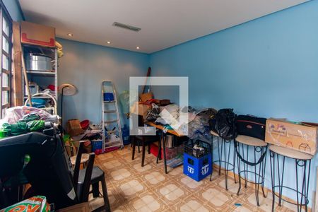 Edícula 2 de casa à venda com 3 quartos, 217m² em Jardim Ibitirama, São Paulo