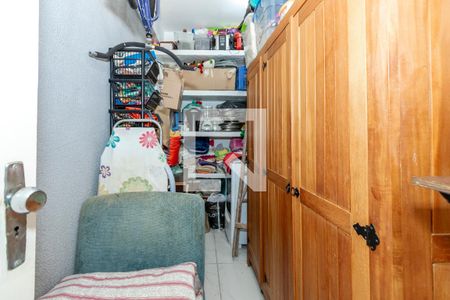 Quarto de Serviço de casa à venda com 4 quartos, 179m² em Jardim Internacional, São Paulo