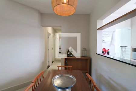 Sala de apartamento para alugar com 3 quartos, 100m² em Jardim Tejereba, Guarujá